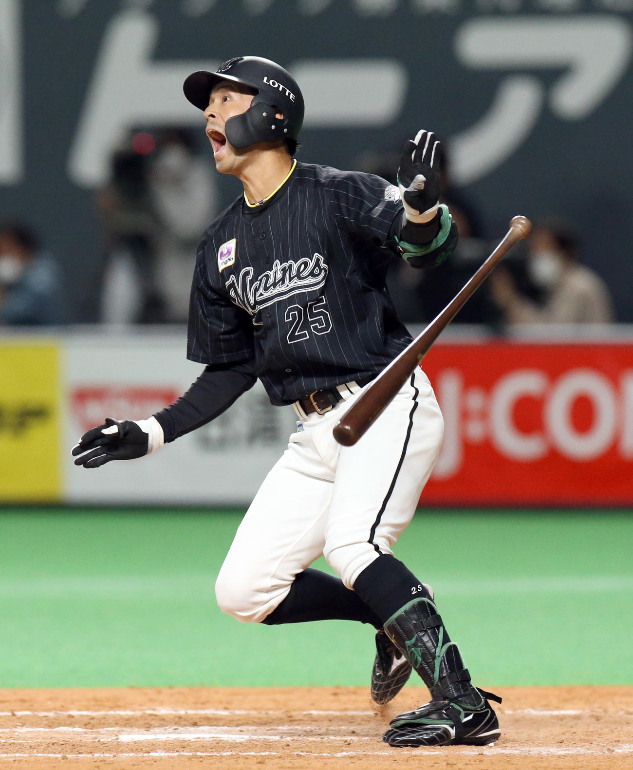 ロッテ岡大海＝2021年10月10日