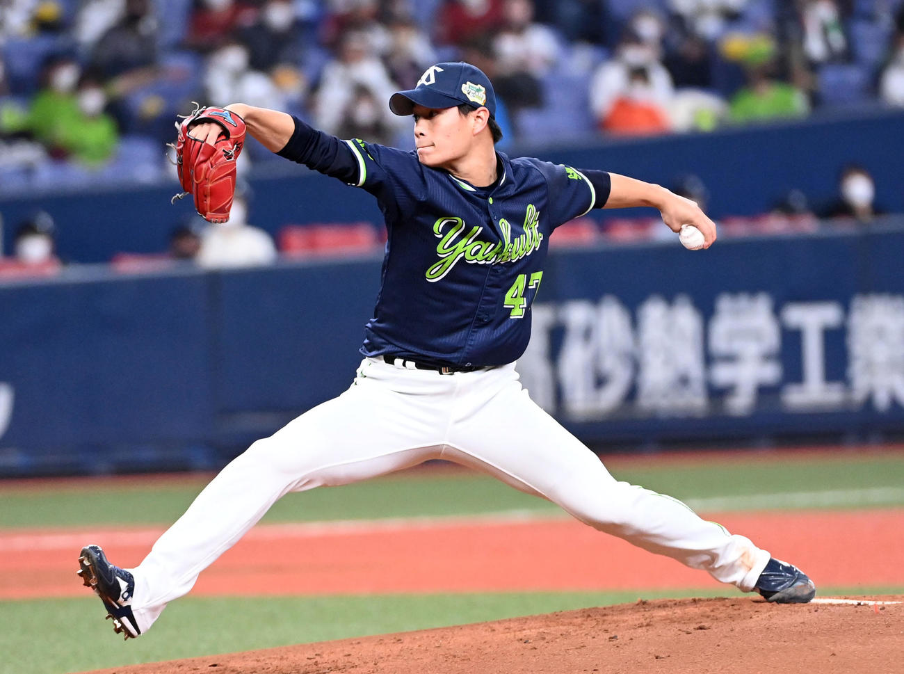 オリックス対ヤクルト　ヤクルト先発の高橋（撮影・前岡正明）