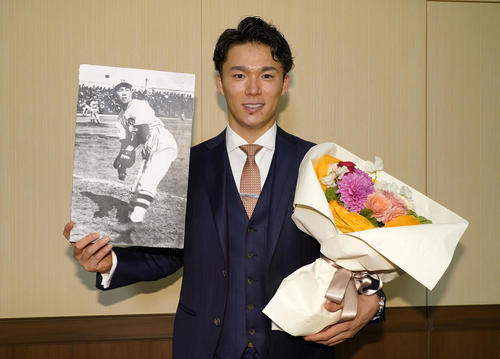 オリックス山本由伸が沢村賞を初受賞 堀内氏「比べようがないぐらい