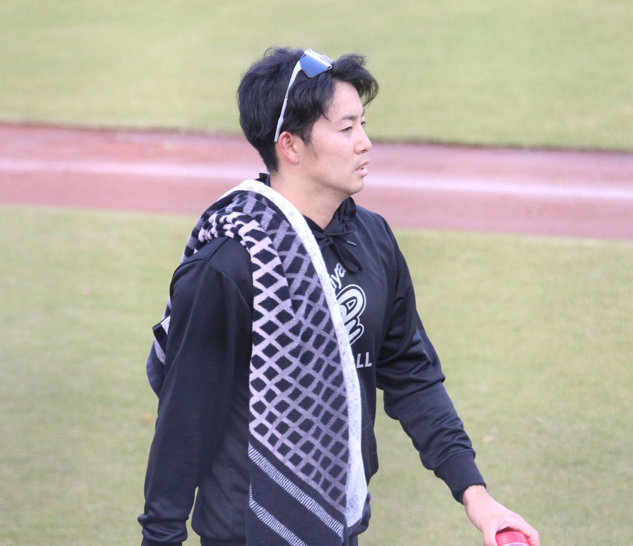 鎌ケ谷で自主練習した日本ハム谷内（撮影・木下大輔）