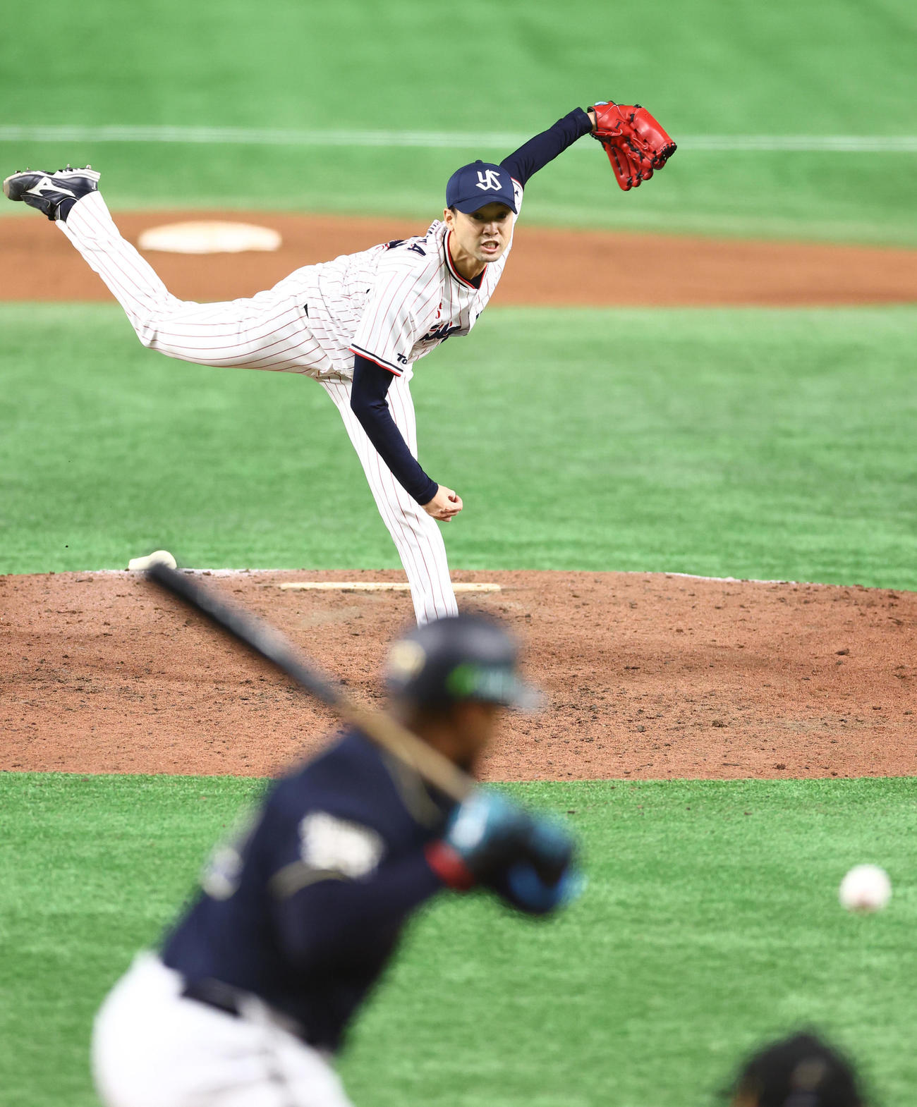 ヤクルト対オリックス　ヤクルト4番手で登板する石山（撮影・垰建太）