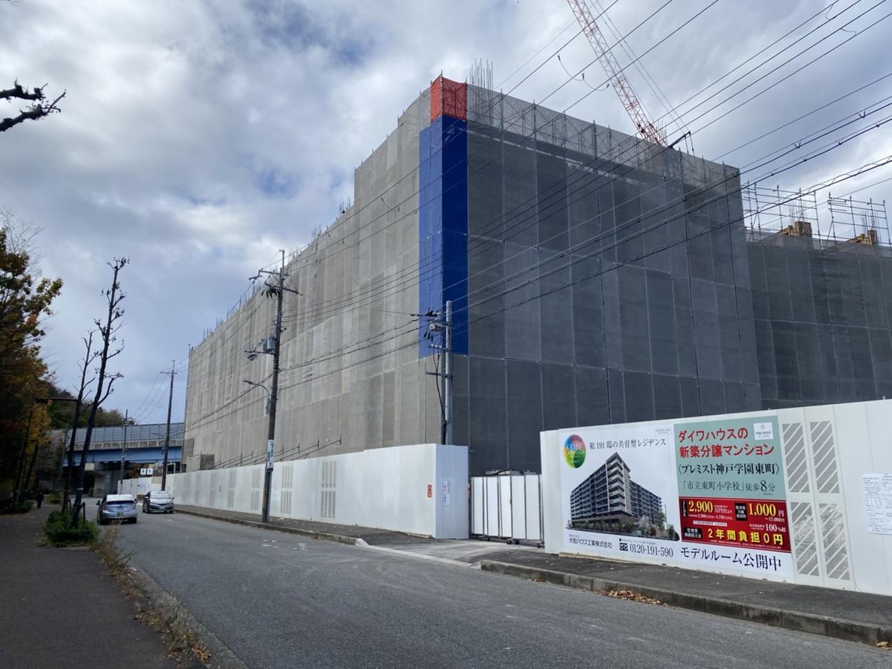 かつて青濤館があった場所にはマンションの建設工事が行われている（撮影・真柴健）