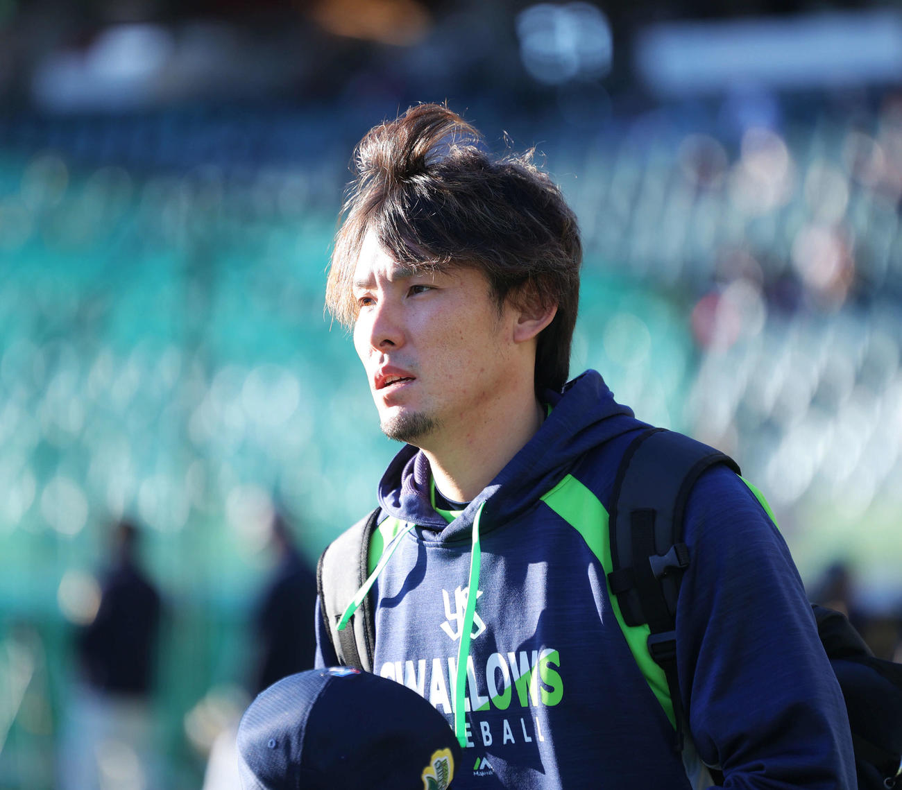 オリックス対ヤクルト　調整を終え引き揚げるヤクルト高梨（撮影・河田真司）