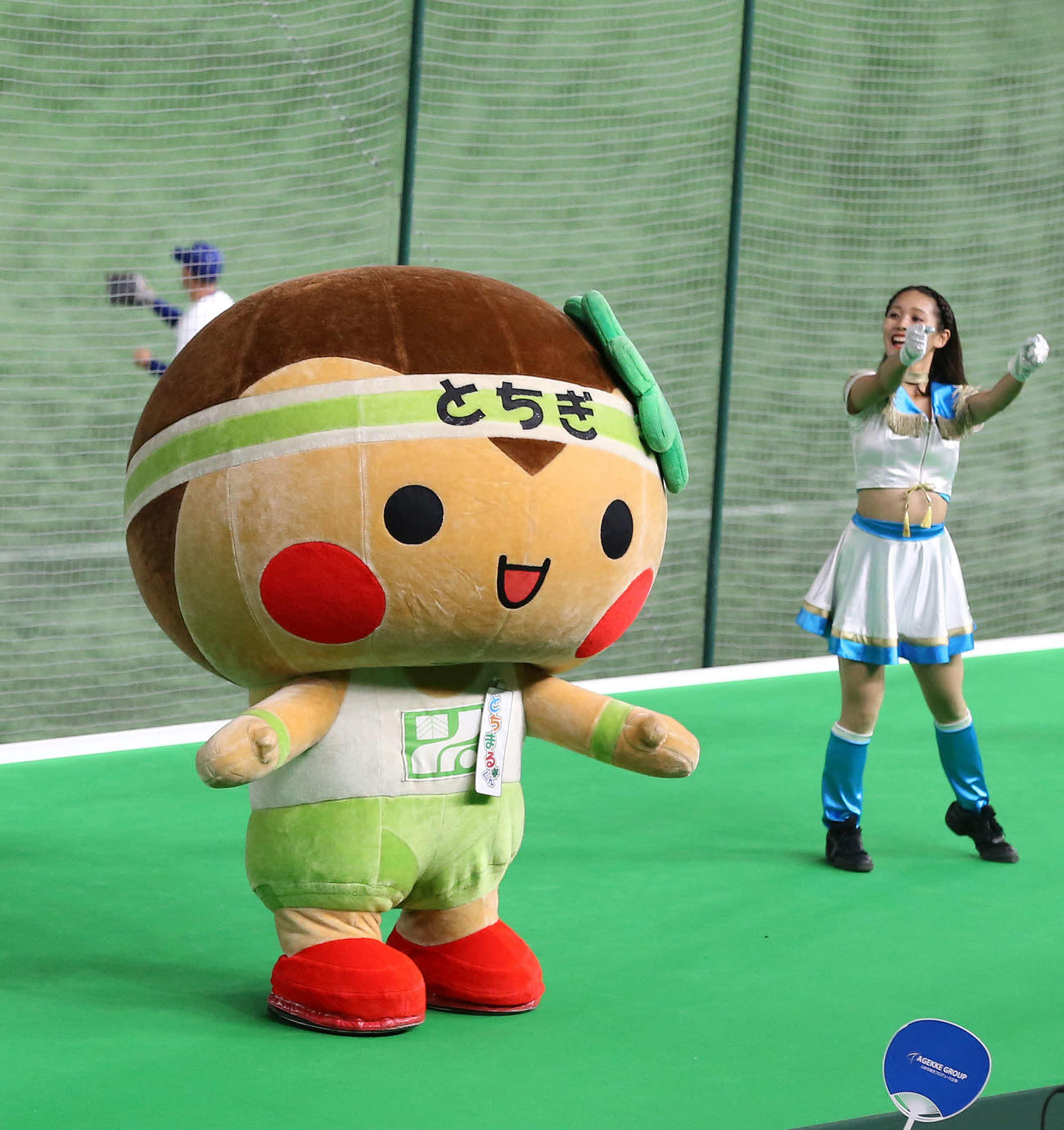 エイジェック対NTT西日本　エイジェックの応援に駆けつけたとちまるくん（撮影・河野匠）