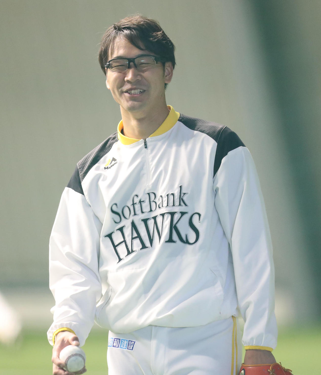 笑顔で練習をする武田（撮影・梅根麻紀）