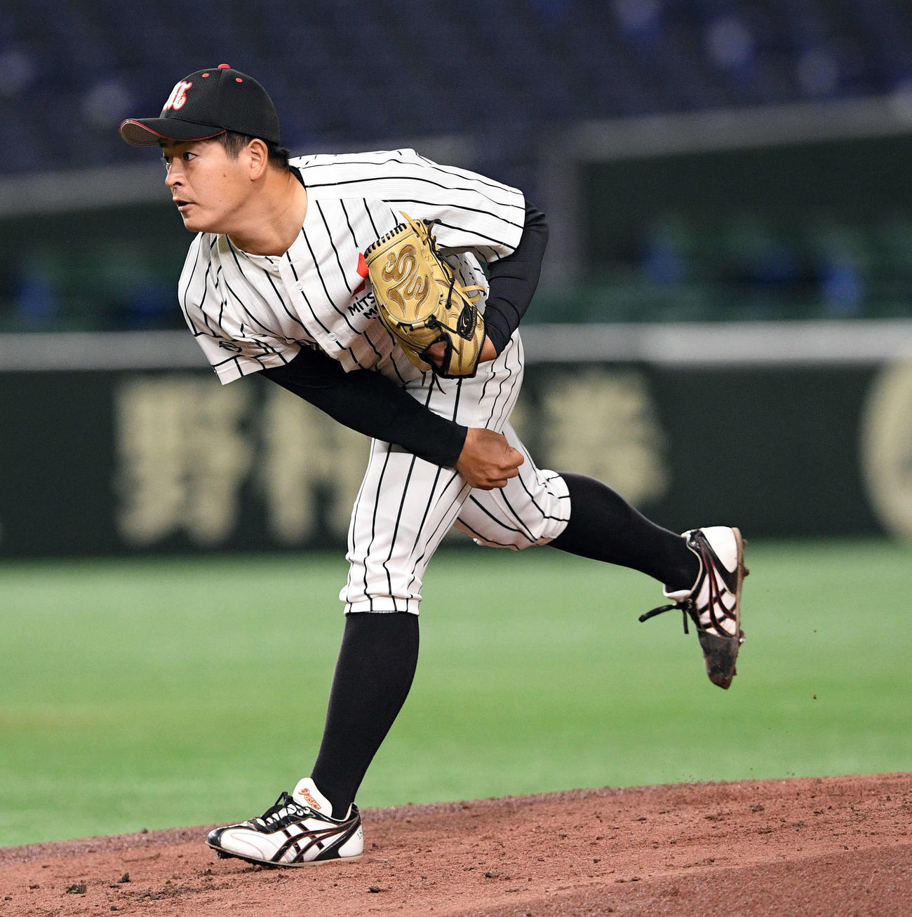 三菱自動車倉敷オーシャンズ対三菱重工West　三菱自動車倉敷オーシャンズ先発の彦坂（撮影・滝沢徹郎）