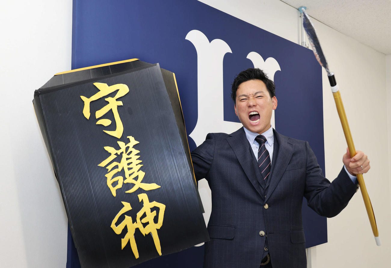 推定5300万円で契約更改をした広島栗林（撮影・加藤孝規）