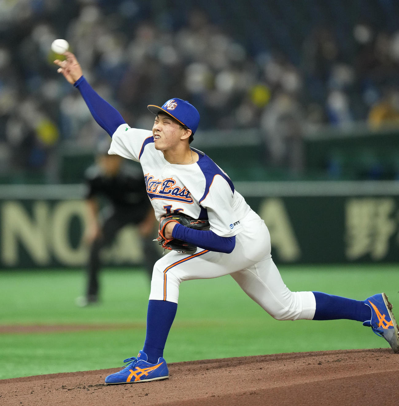 TDK対NTT東京　NTT東日本先発の片山（撮影・菅敏）