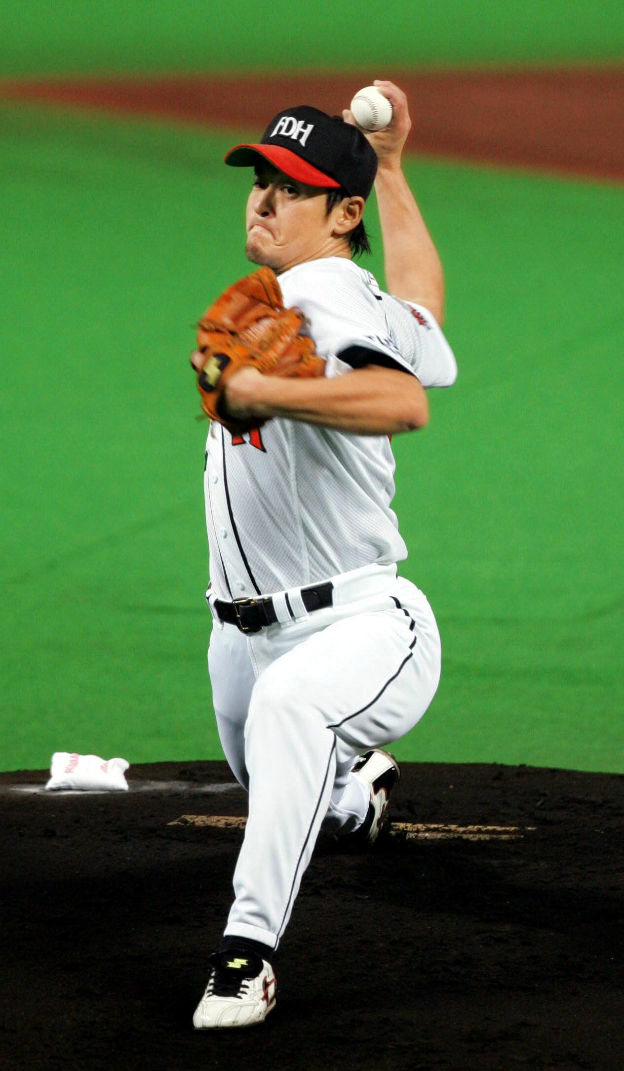 ダイエー時代の倉野信次氏（2004年10月10日撮影）