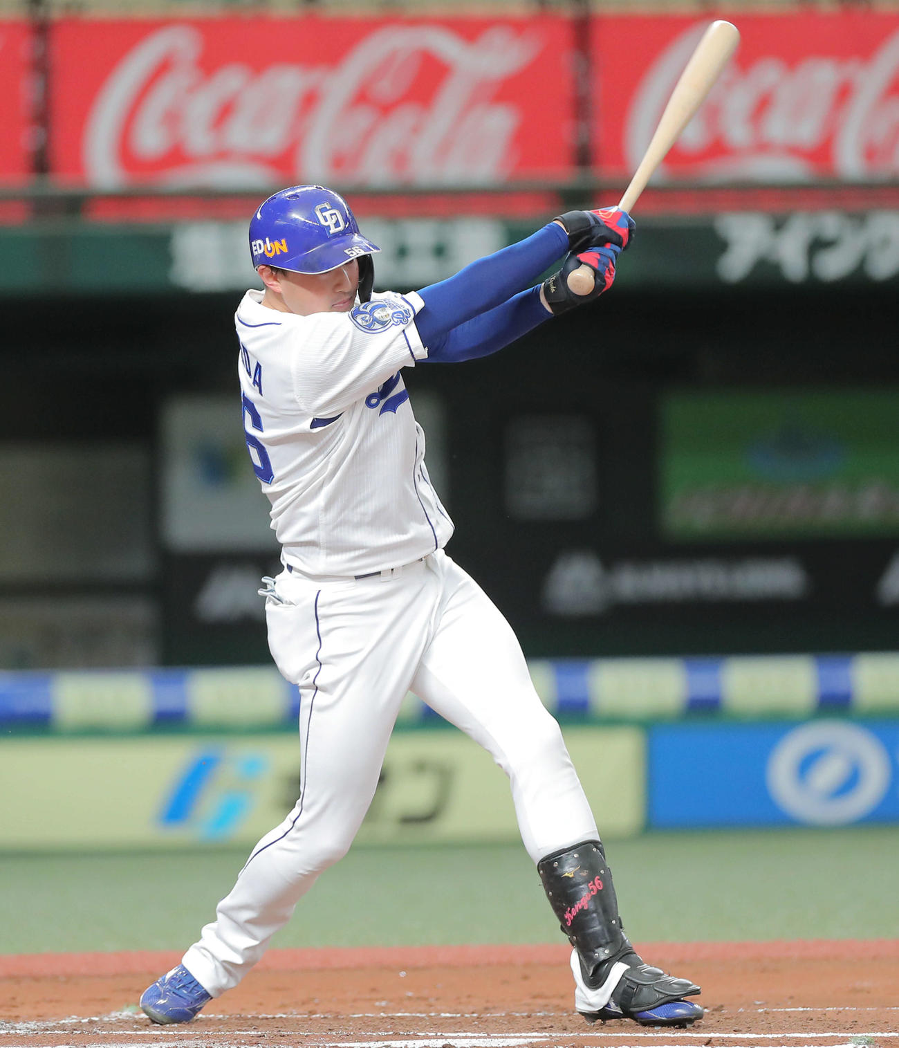 二打席目、右前打を放つ中日武田（撮影・河田真司）