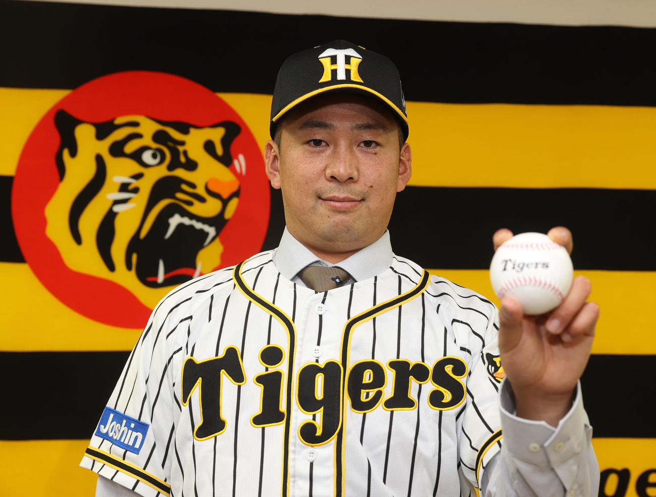育成で阪神に入団した渡辺（代表撮影）