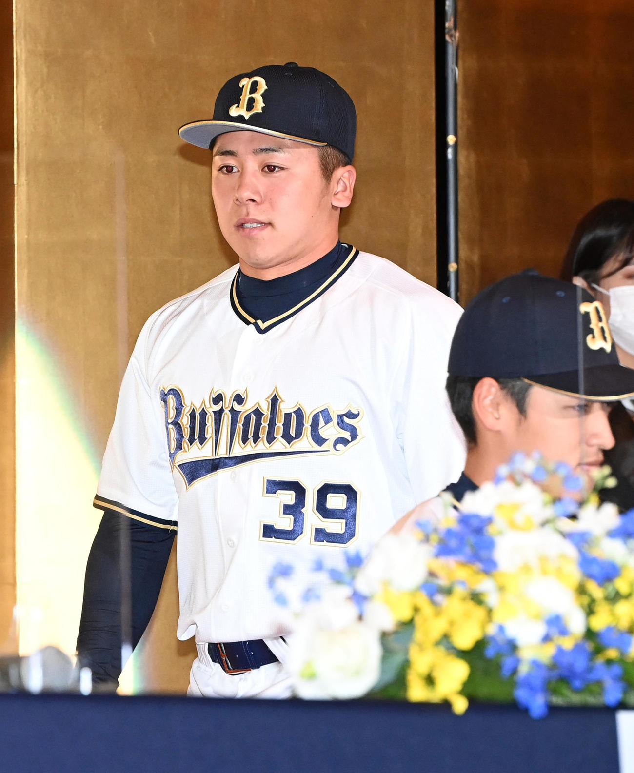 オリックス新人入団発表で入場する池田（撮影・前岡正明）