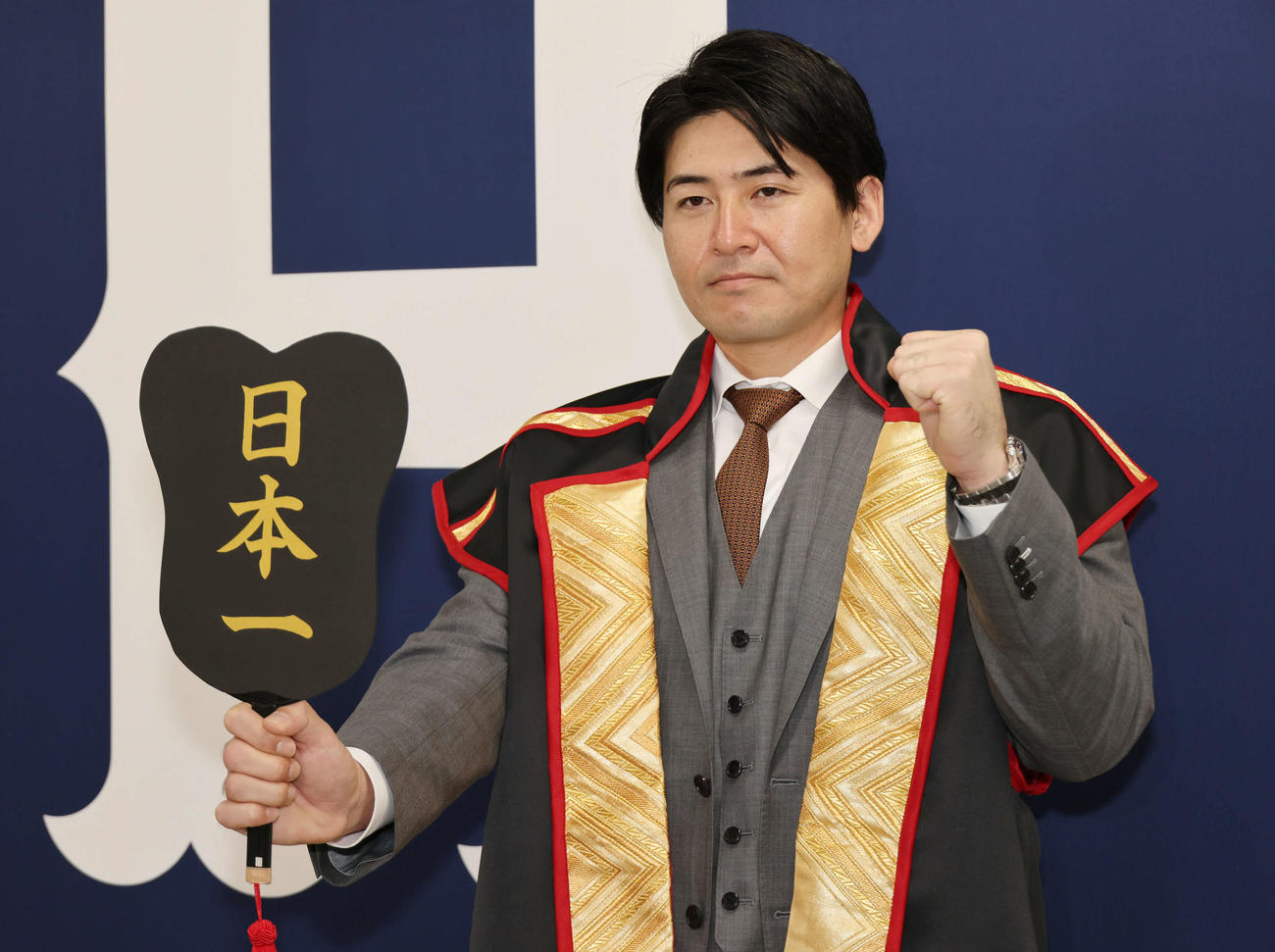 契約更改した広島会沢。来季の活躍を誓う（撮影・加藤孝規）