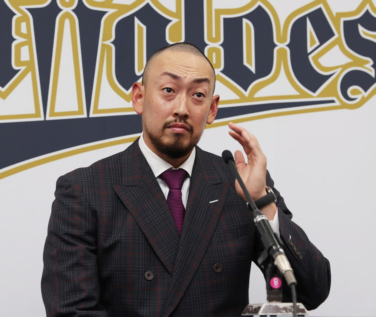 契約更改を終え会見を行うオリックス平野（撮影・清水貴仁）