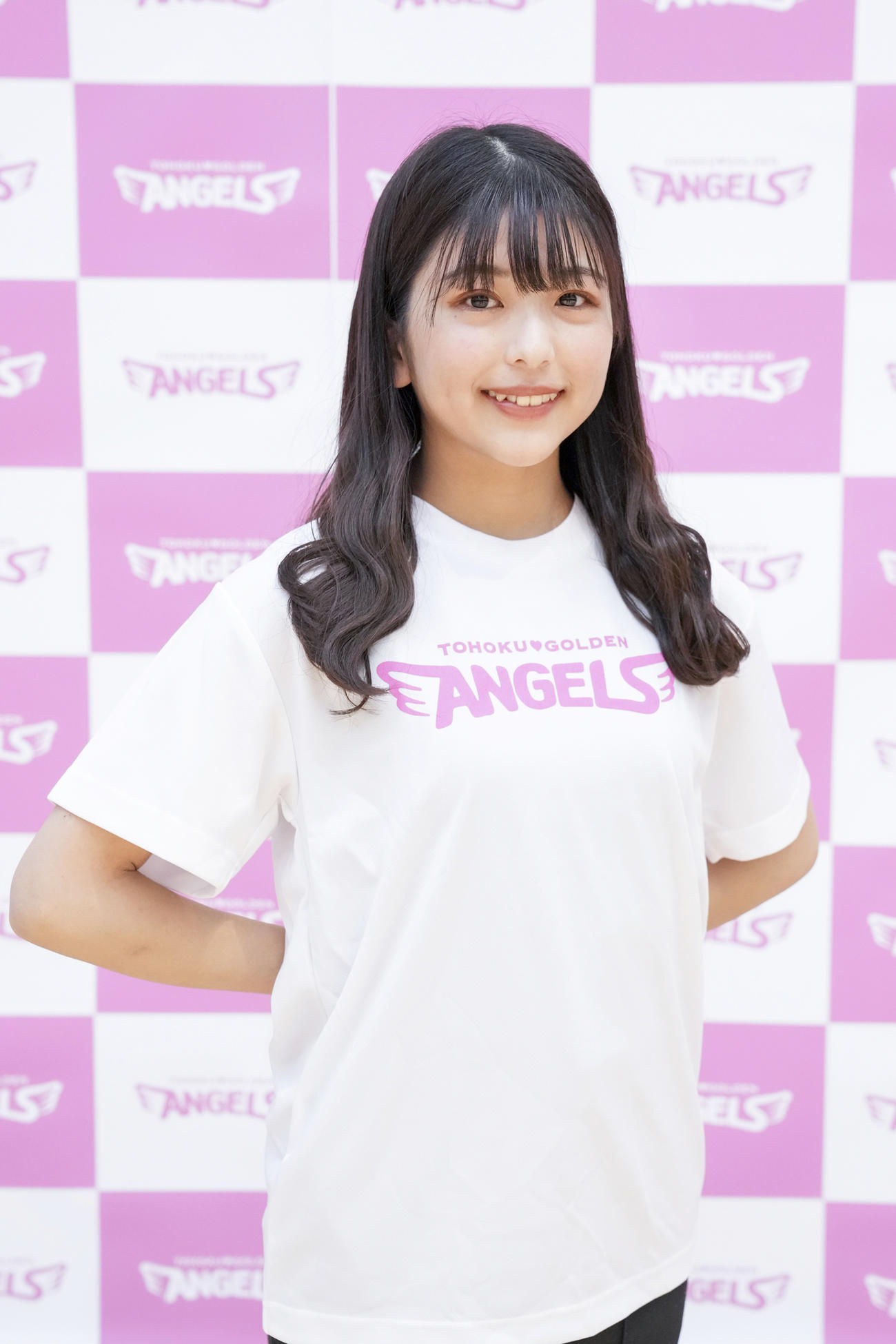 楽天イーグルス公式チアリーダー「東北ゴールデンエンジェルス2022」新メンバーのKURARA（楽天野球団提供）