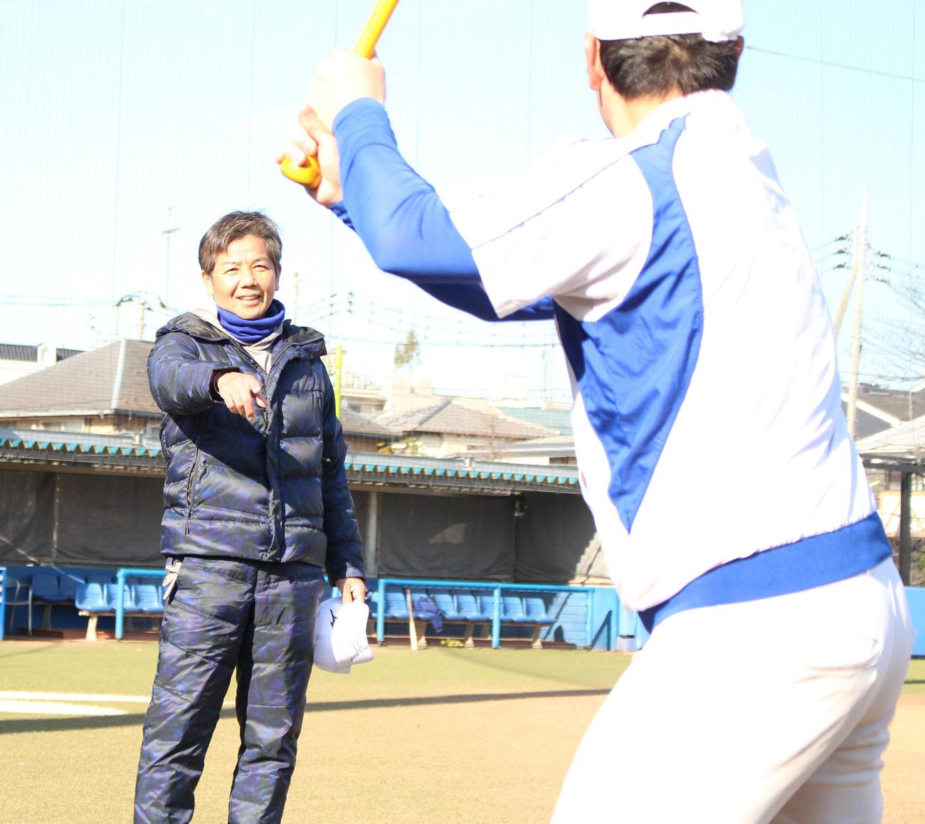 練習納めをおこなった駒大・大倉監督（撮影・保坂恭子）