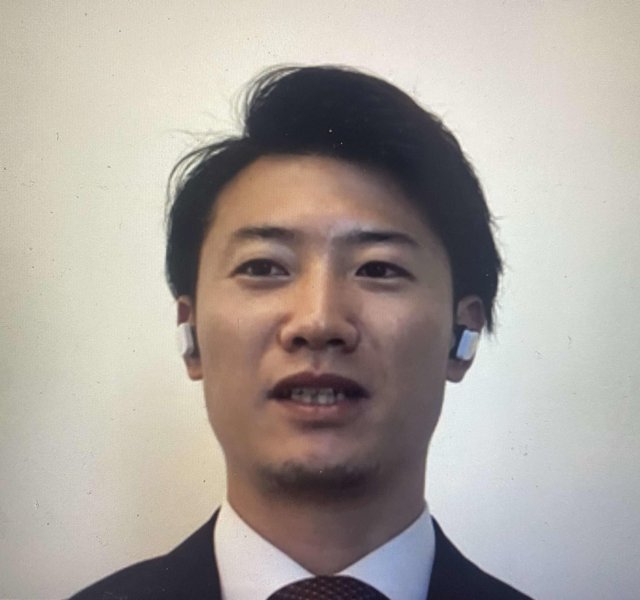 オンラインで楽天入団会見を行った西川