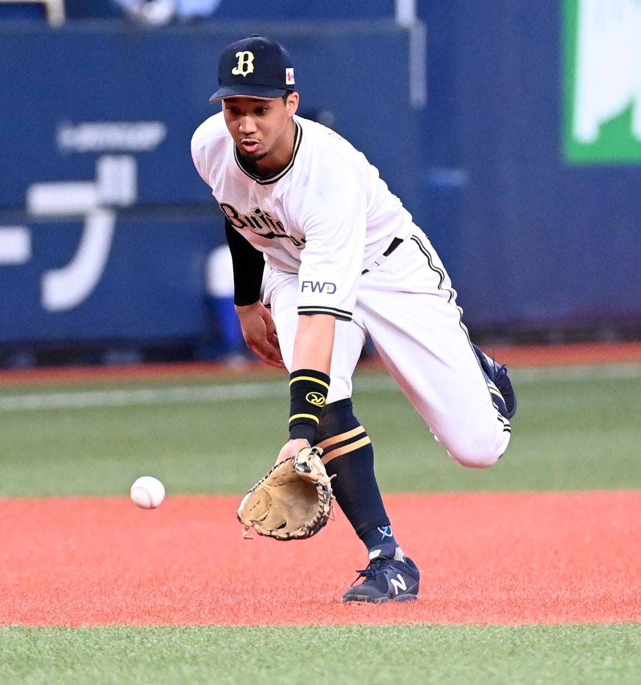 宗佑磨の三塁守備（2021年10月21日撮影）