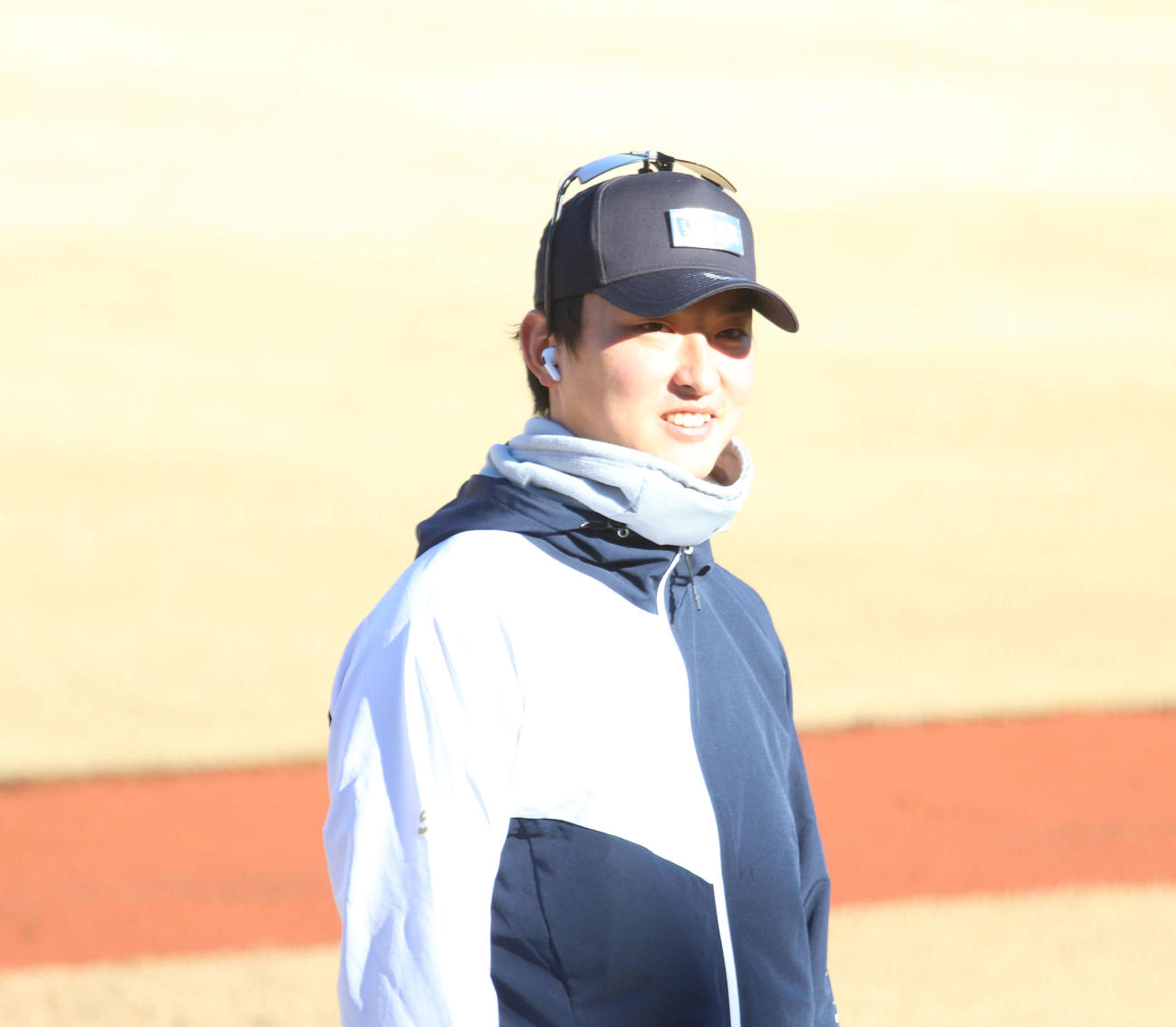 鎌ケ谷で自主トレした日本ハム石川直（撮影・木下大輔）