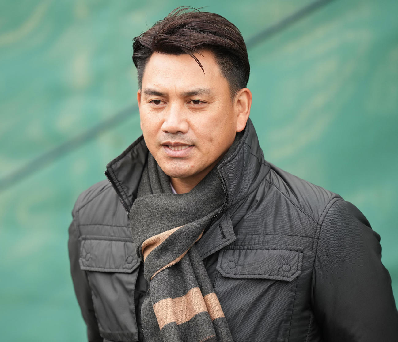 囲み取材に応じるロッテ井口監督（撮影・鈴木みどり）