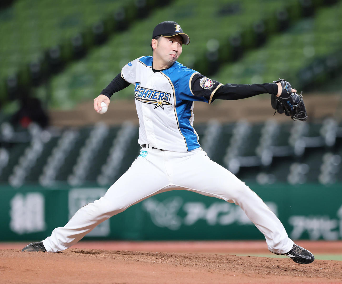 鈴木遼太郎（2021年12月8日撮影）