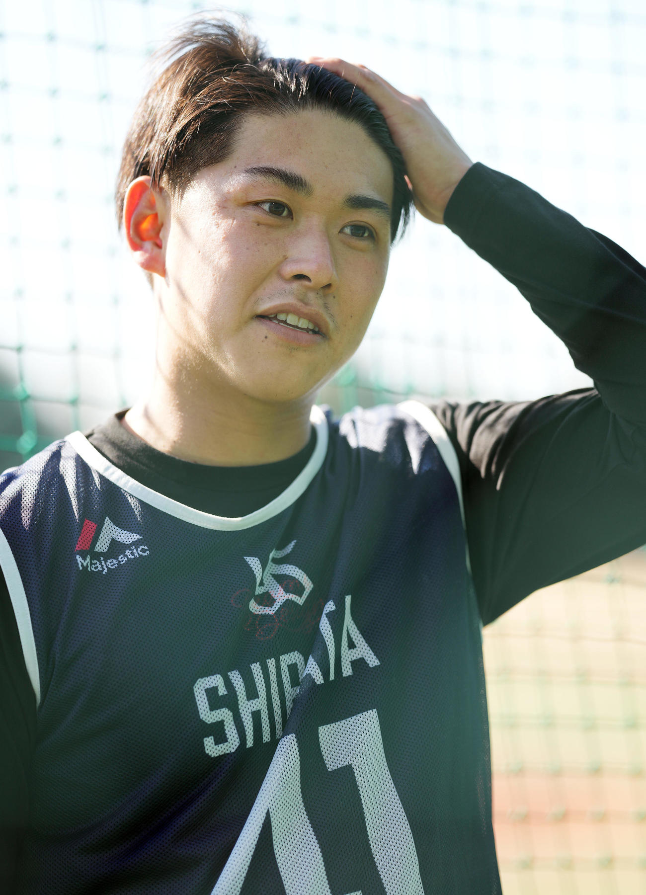 試合後の取材に応じるヤクルト柴田（撮影・鈴木みどり）