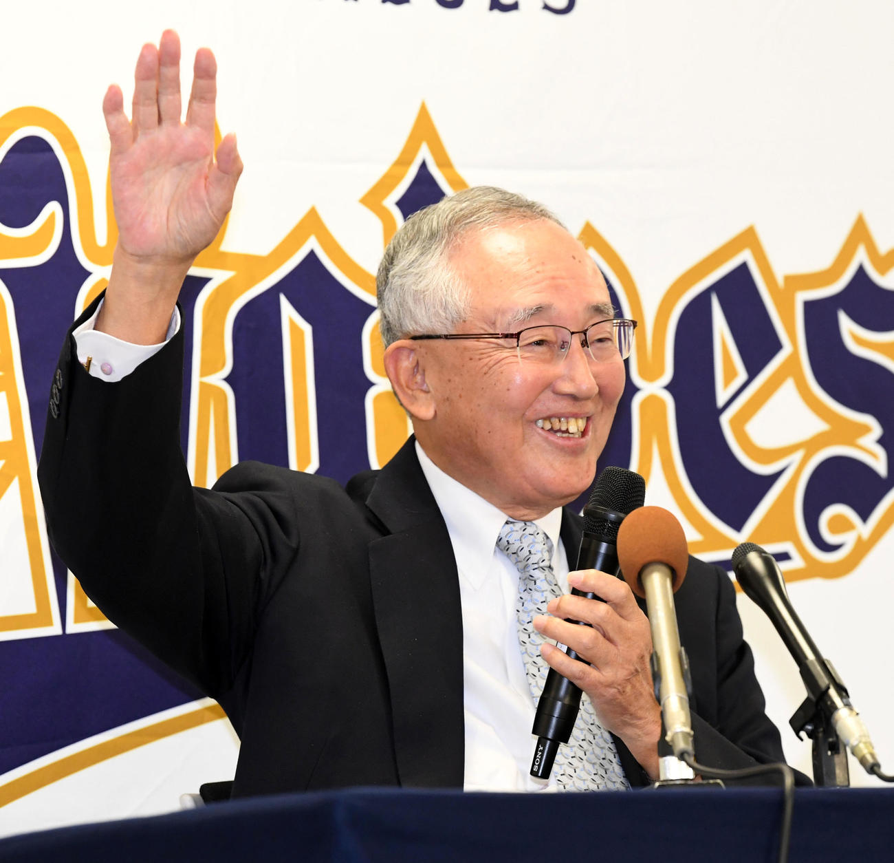 今シーズン限りでのオーナー退任を表明するオリックス宮内オーナー（撮影・前岡正明）