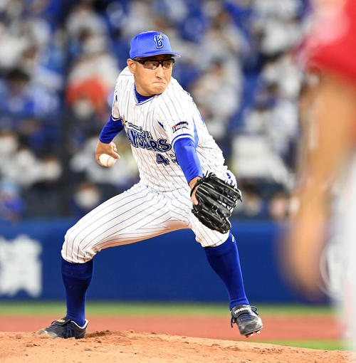 21年8月31日、広島戦の3回途中からマウンドに上がったDeNA進藤