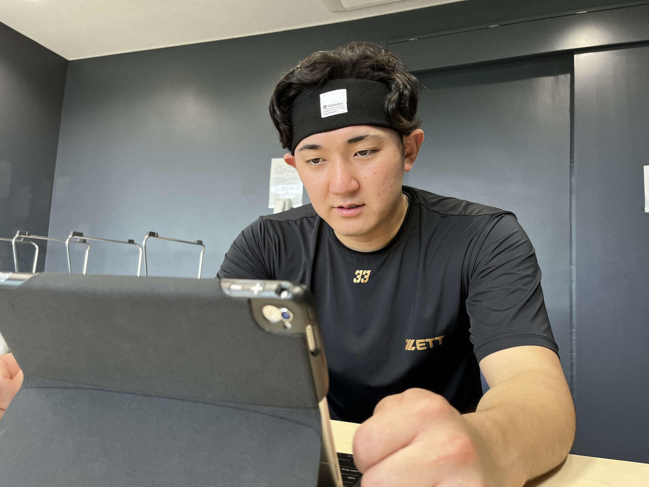 オンライン取材に応じる日本ハム立野（球団提供）