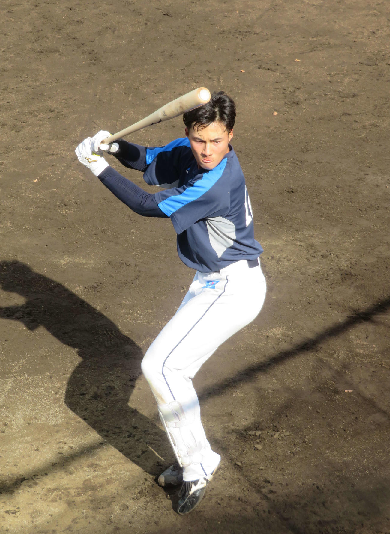 西武長谷川信哉（2021年11月23日撮影）