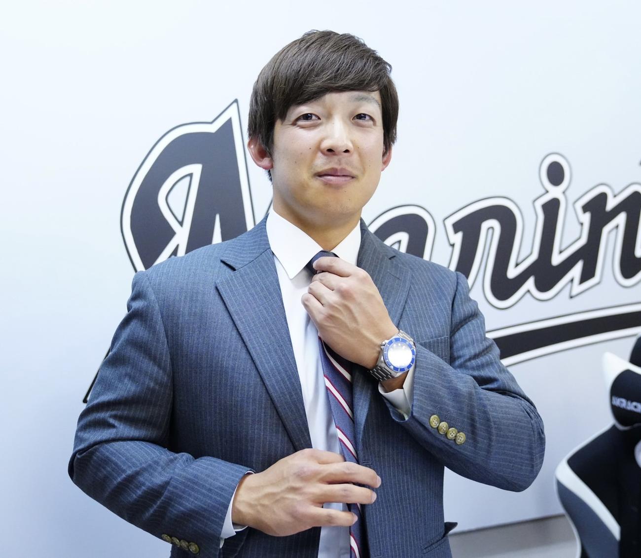 ロッテ菅野剛士（21年12月9日撮影）