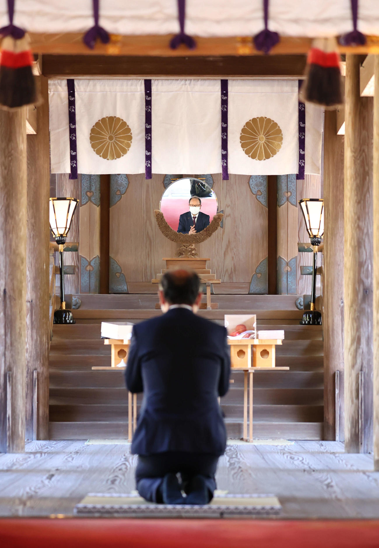 宮崎神宮を参拝する巨人今村代表取締役社長