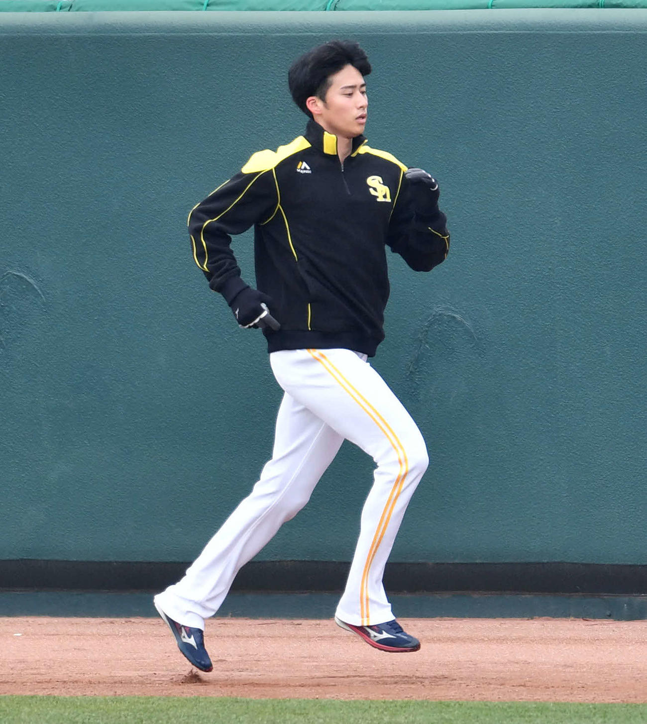 走り込みを行う板東（撮影・岩下翔太）