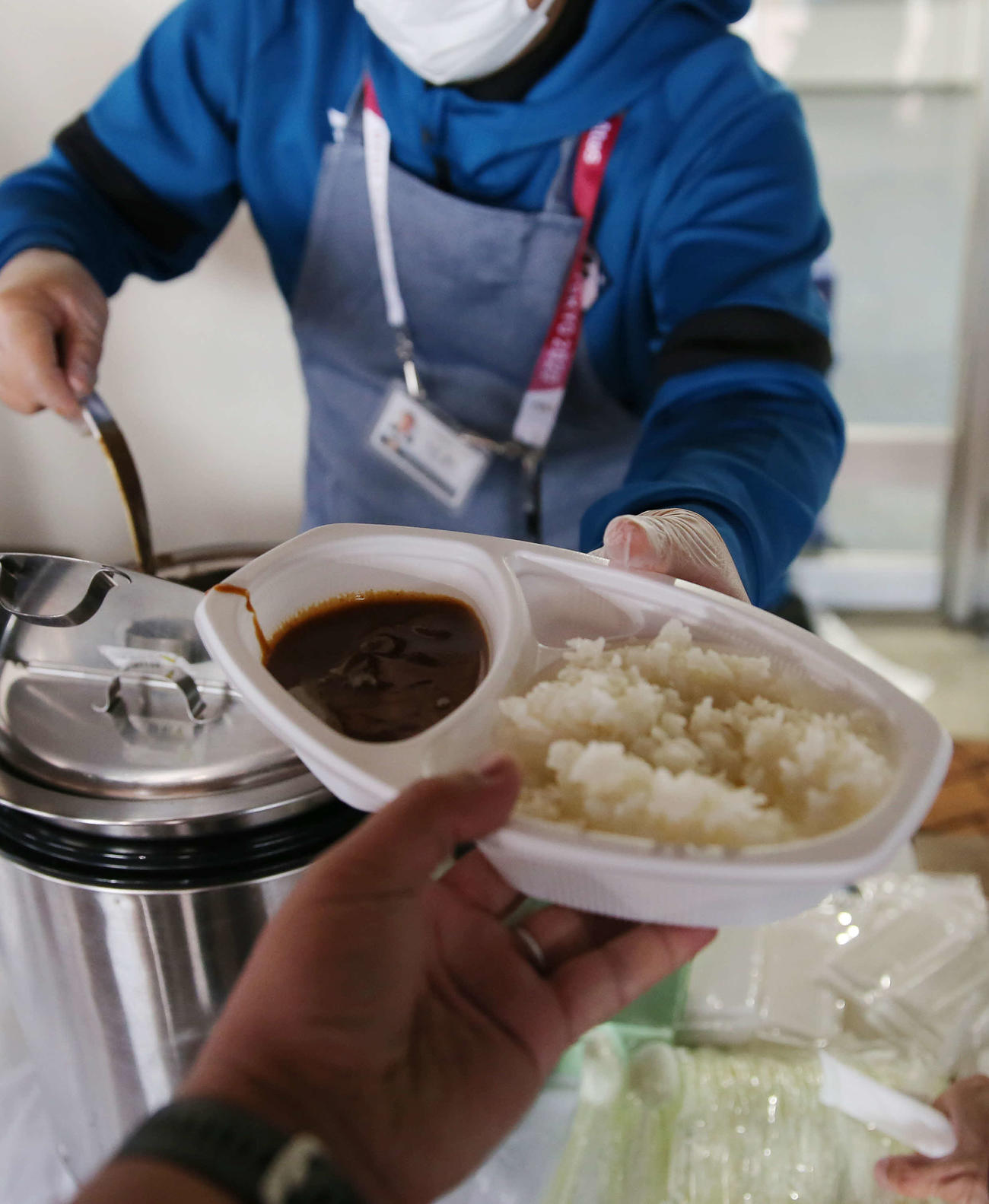 日本ハム新庄監督から報道陣に昼食が振る舞われた（撮影・河野匠）