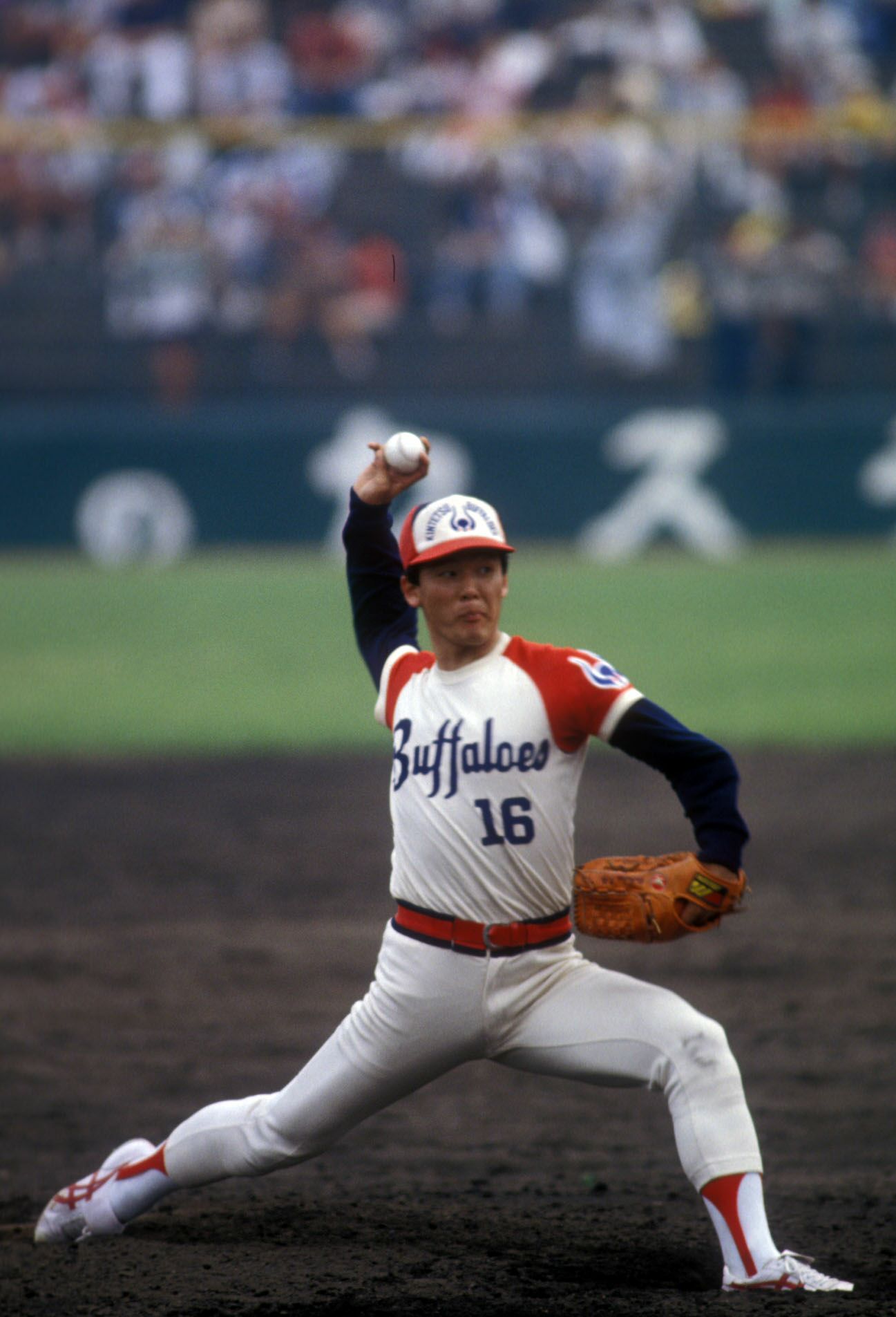 1982年、近鉄時代の久保康生の投球フォーム