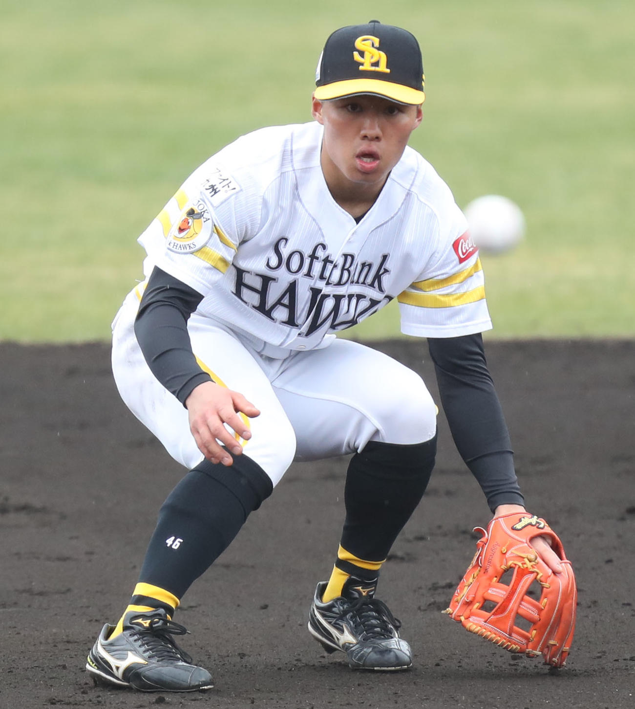 シートノックを受ける川原田（撮影・屋方直哉）