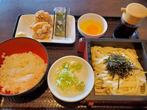 宮崎市内の「揚げたて天ぷら家　produced by武蔵野」の朝限定ミニ麺セット