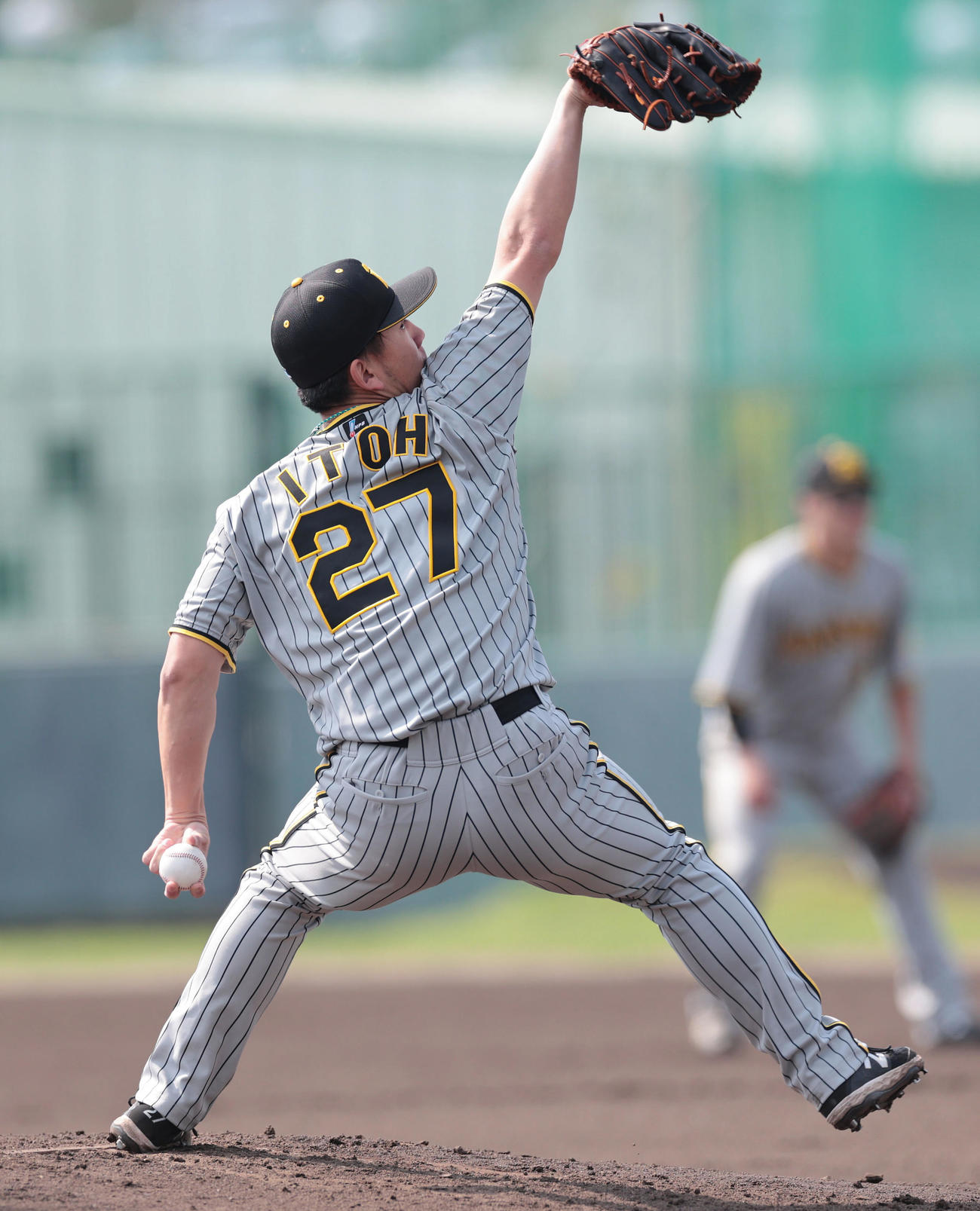 紅白戦　紅組で先発する阪神伊藤将（撮影・前田充）