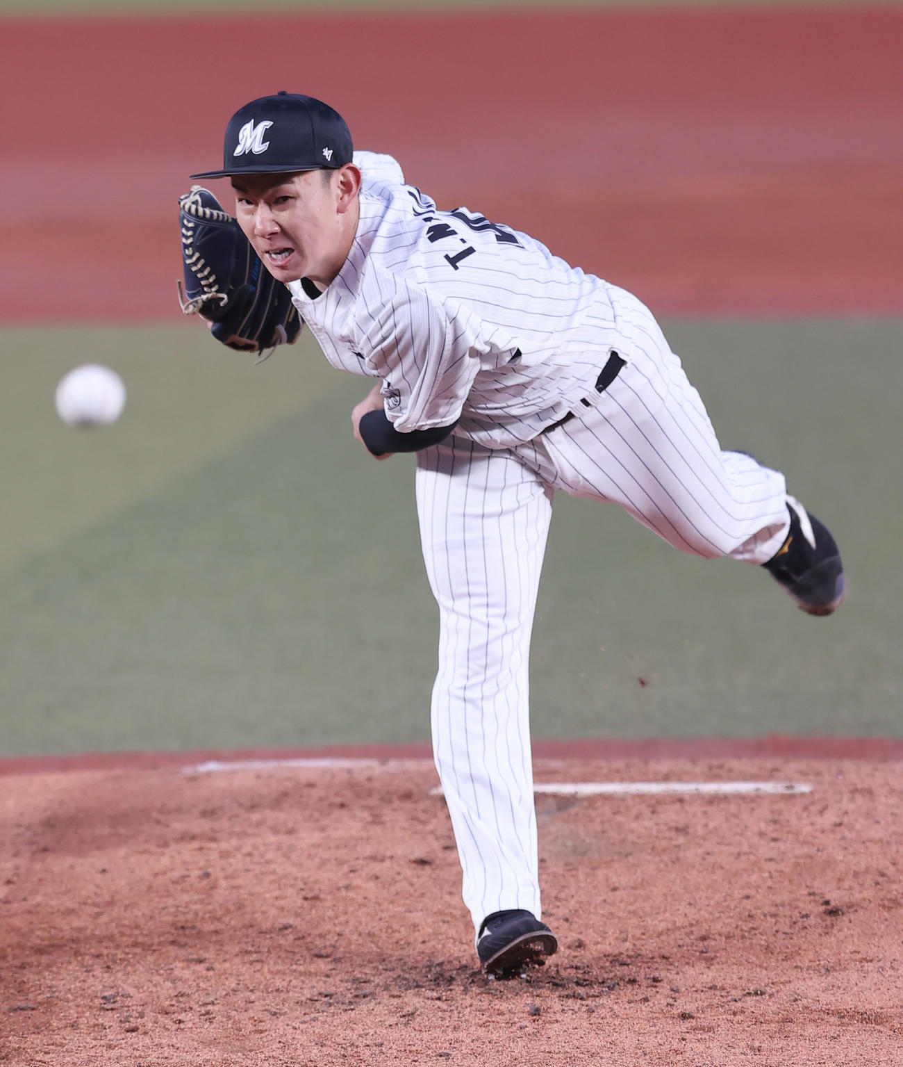 ロッテ中村稔弥（2021年4月23日撮影）