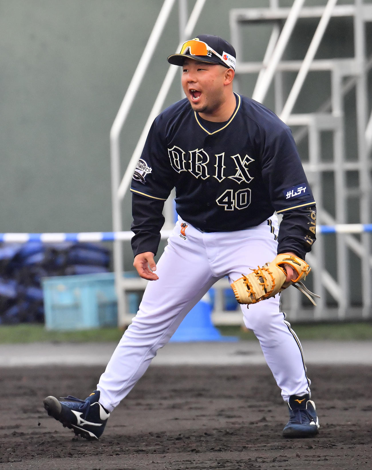 練習中、声を張り上げるビッグボイスのオリックス大下（撮影・和賀正仁）