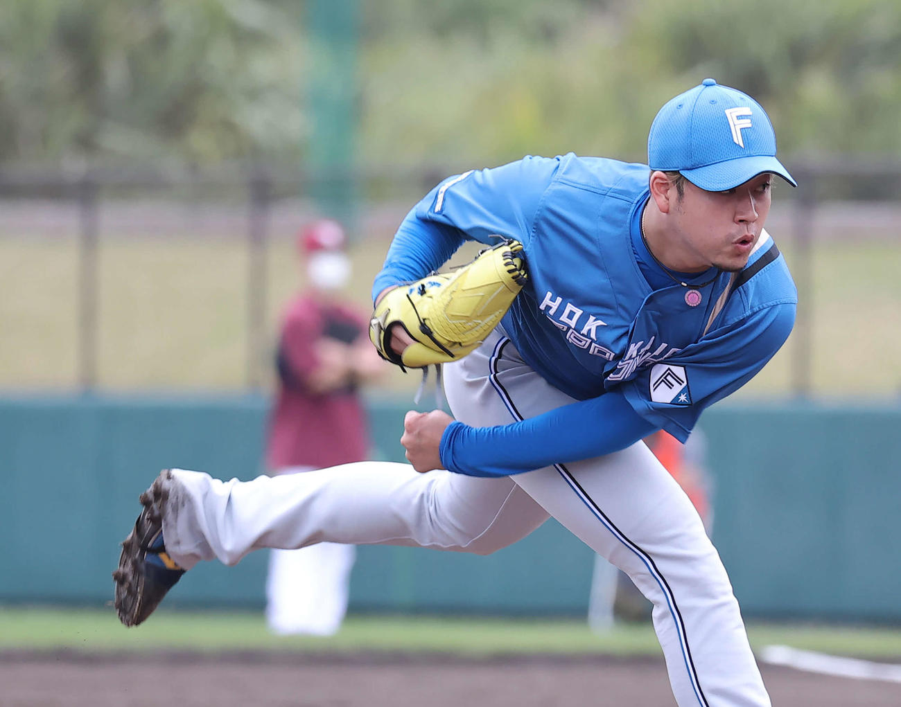 練習試合　楽天対日本ハム　5回裏に日本ハム3番手で登板した堀（撮影・河野匠）