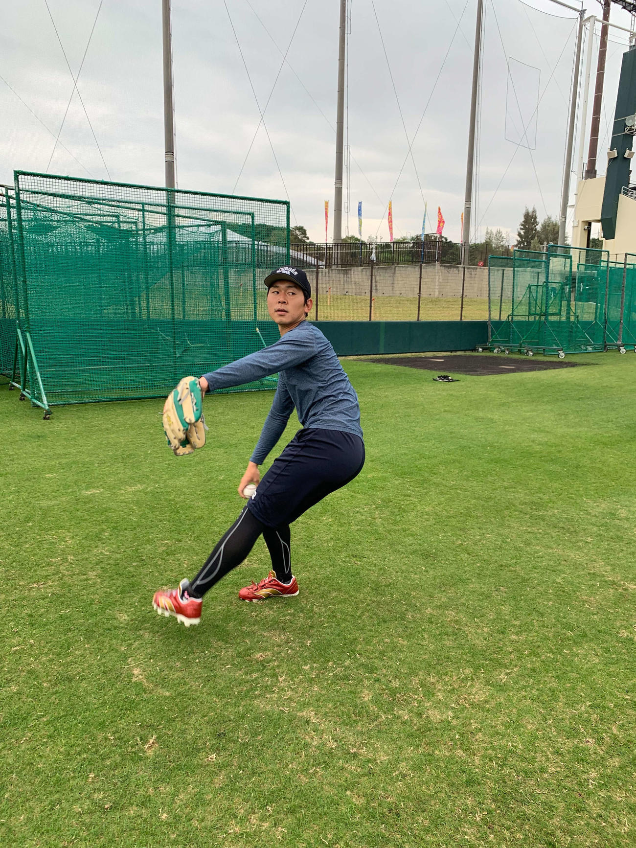 ヤクルト戦に向けて調整した楽天西口（楽天野球団提供）