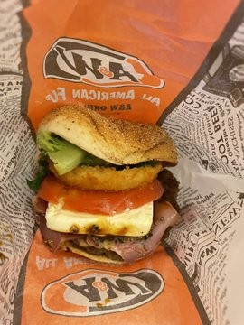 A＆Wのハンバーガー