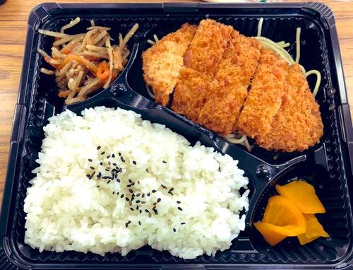 「できたてや」のトンカツ弁当
