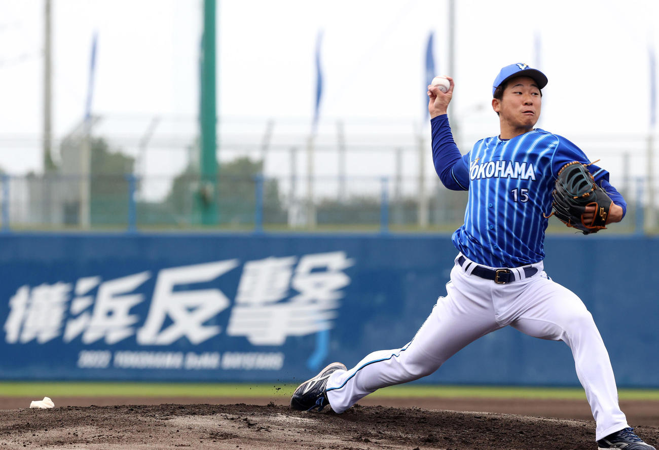 シート打撃で登板する徳山（撮影・狩俣裕三）
