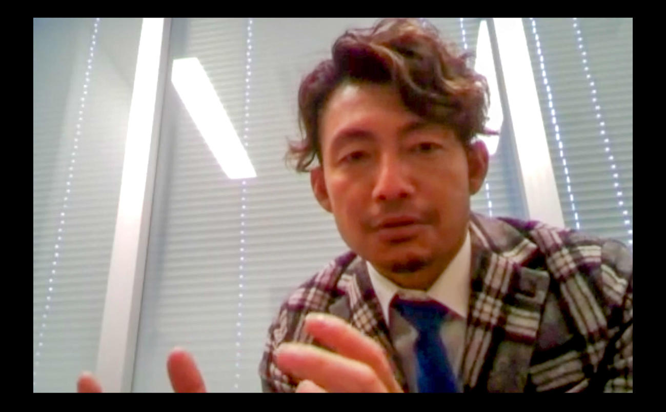 オンラインでロッテ佐々木朗を取材する本紙評論家の鳥谷敬氏（撮影・上山淳一）