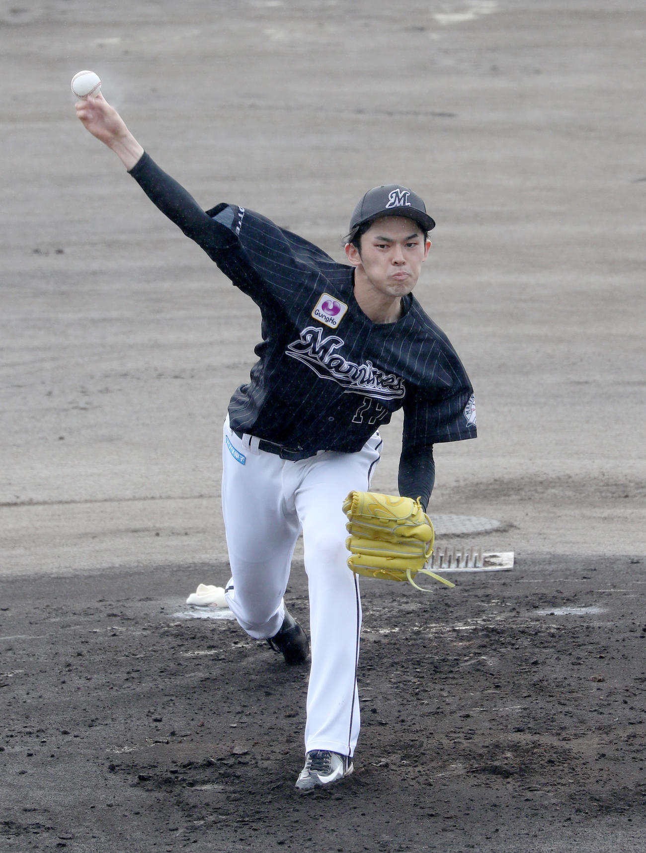 日本ハム対ロッテ　ロッテ先発の佐々木朗（撮影・佐藤翔太）