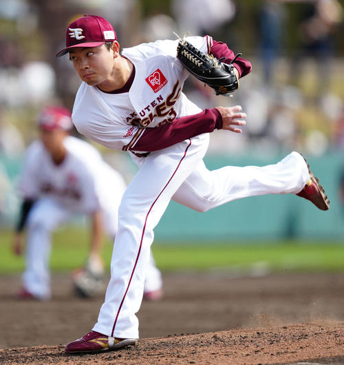 楽天対阪神　楽天3番手の高田萌（撮影・江口和貴）