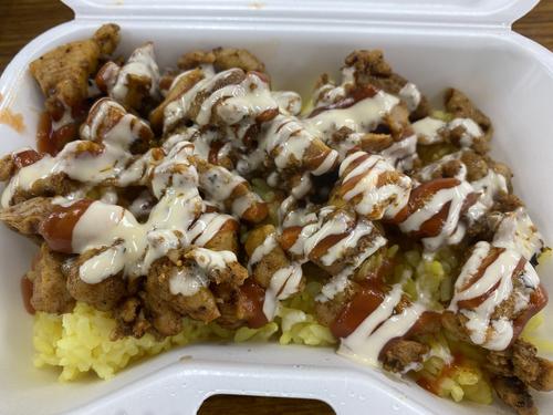 いつもお世話になってるヤカビーチパーラーさんの「チキンオーバーライス」