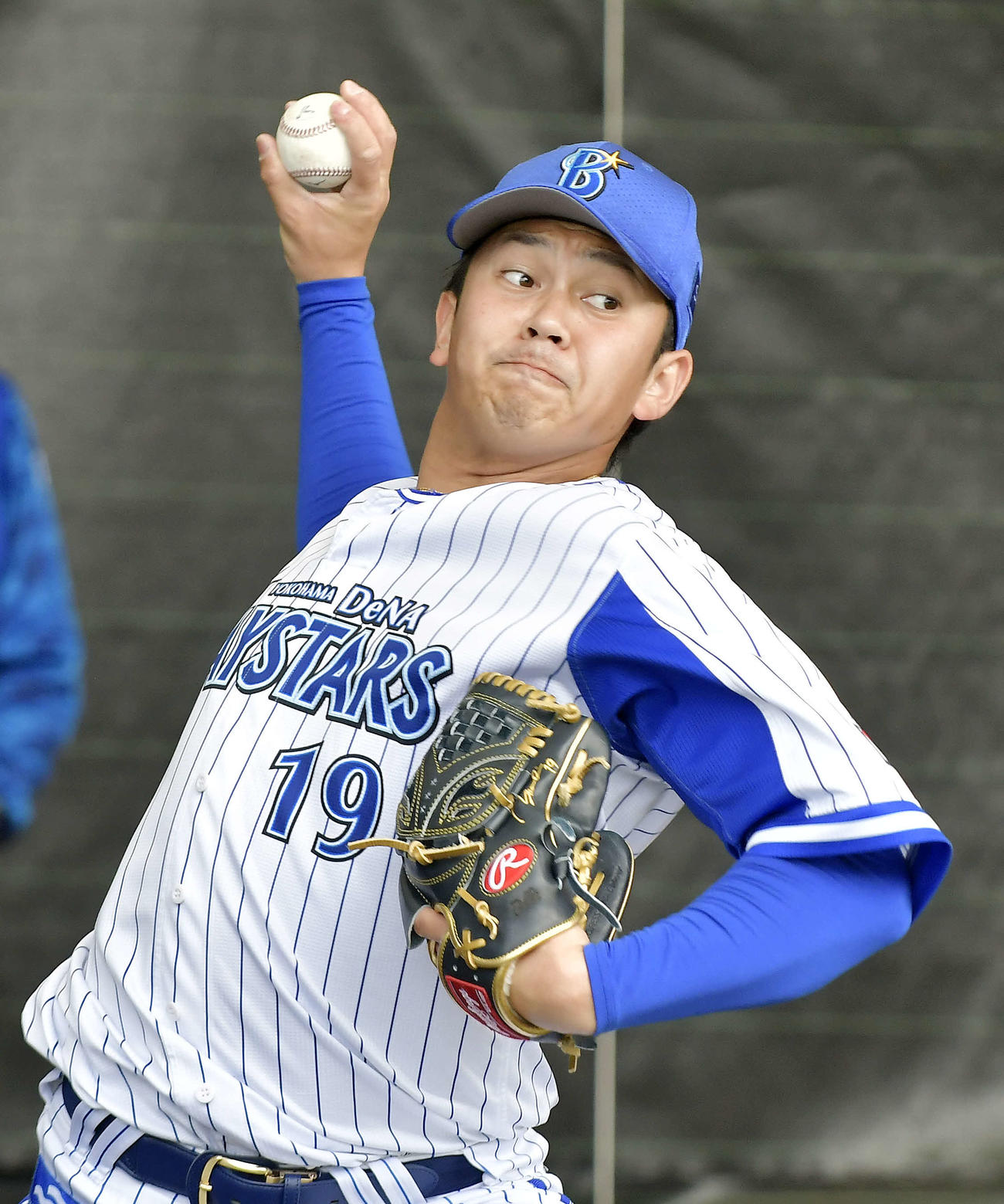 DeNA山崎康晃（2022年2月12日撮影）